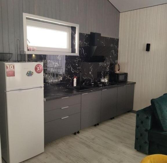 Svit Bergsutsikt, ехо тростяну