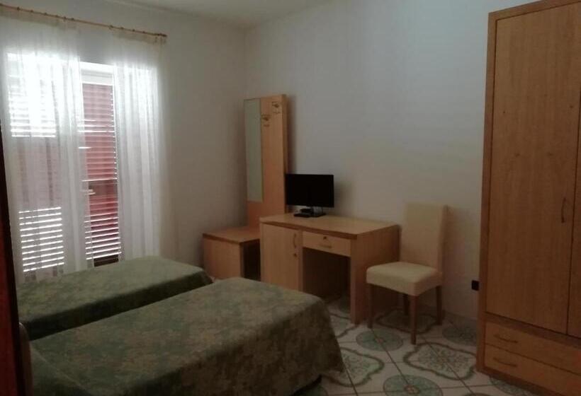 غرفة قياسية, Villa Giannina