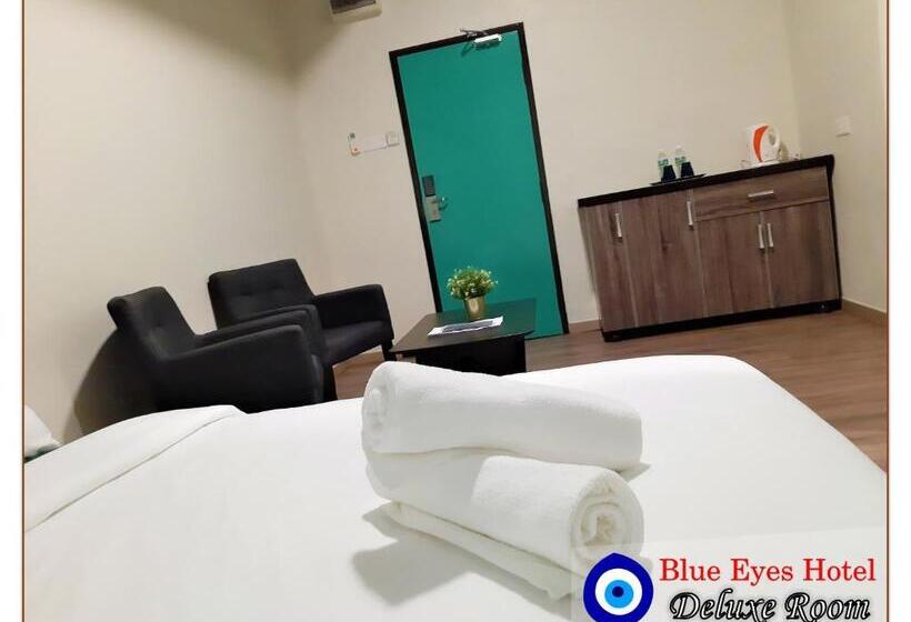 חדר משפחתי דלוקס, Blue Eyes