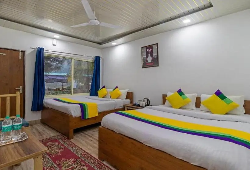 Standard-huone King-vuode, Itsy Hotels Paddler Zone With Bungee Jumping