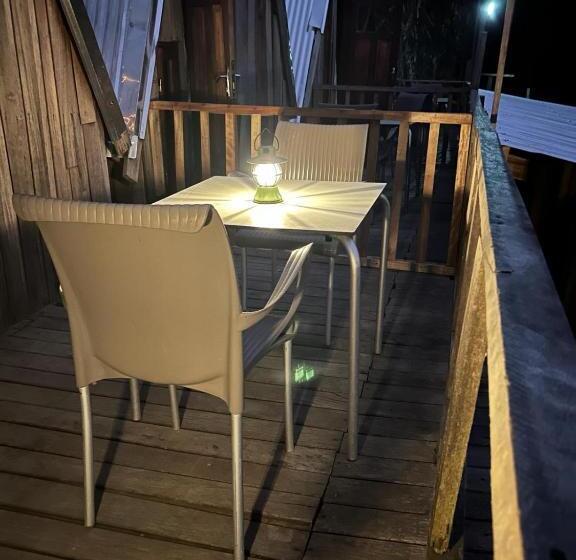 کلبه ییلاقی, Base Nautique Isonalambo