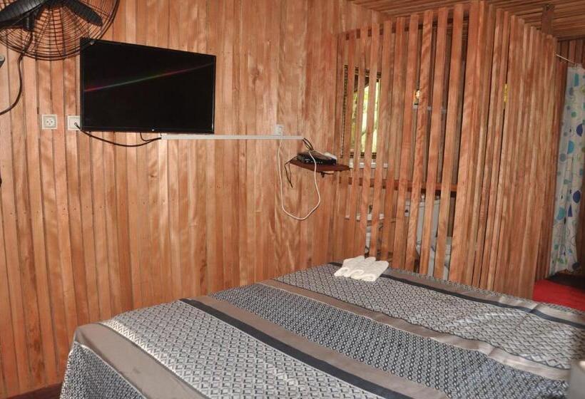 اتاق استاندارد, Base Nautique Isonalambo