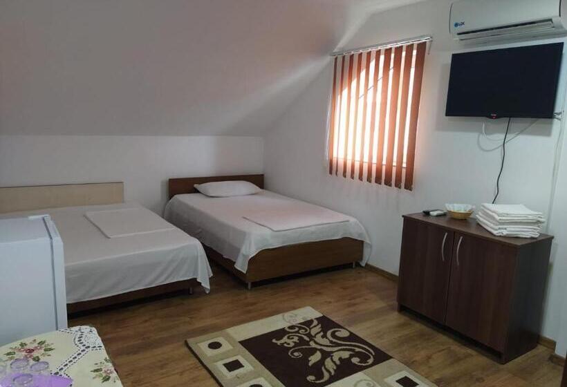 スタンダード４人部屋, Casa Stefan Eforie Nord
