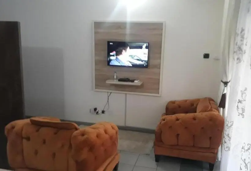 اتاق سوپریور با تخت بزرگ, Od V!ck S Luxe, Wuse District, Swimming Pool, Gym, Wifi, 24hr Power, Security, Dstv