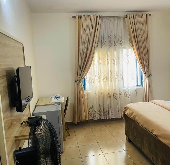اتاق لوکس, Od V!ck S Luxe, Wuse District, Swimming Pool, Gym, Wifi, 24hr Power, Security, Dstv
