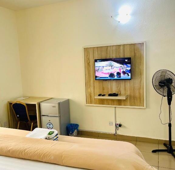 اتاق لوکس, Od V!ck S Luxe, Wuse District, Swimming Pool, Gym, Wifi, 24hr Power, Security, Dstv