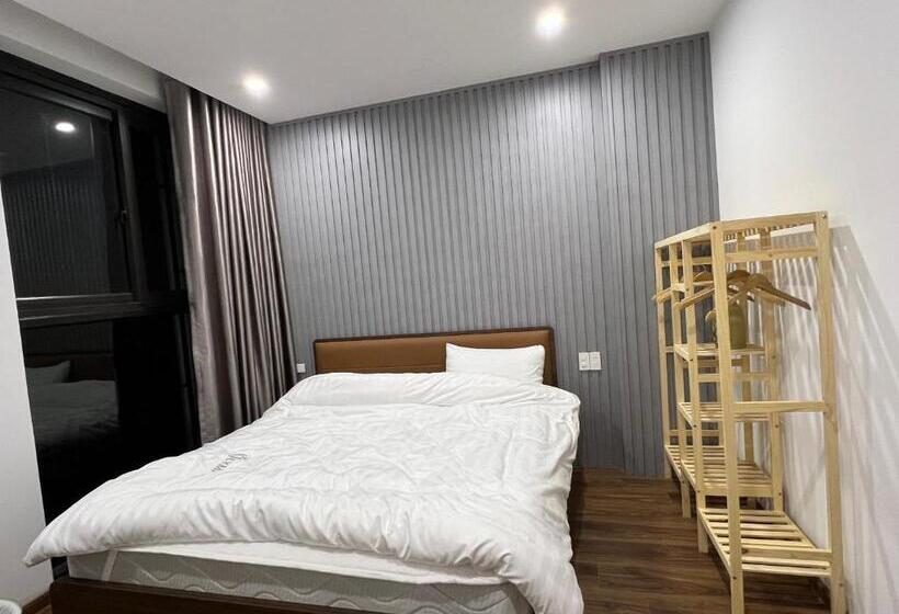 اتاق خانوادگی, Happy Hill Flamingo đại Lải