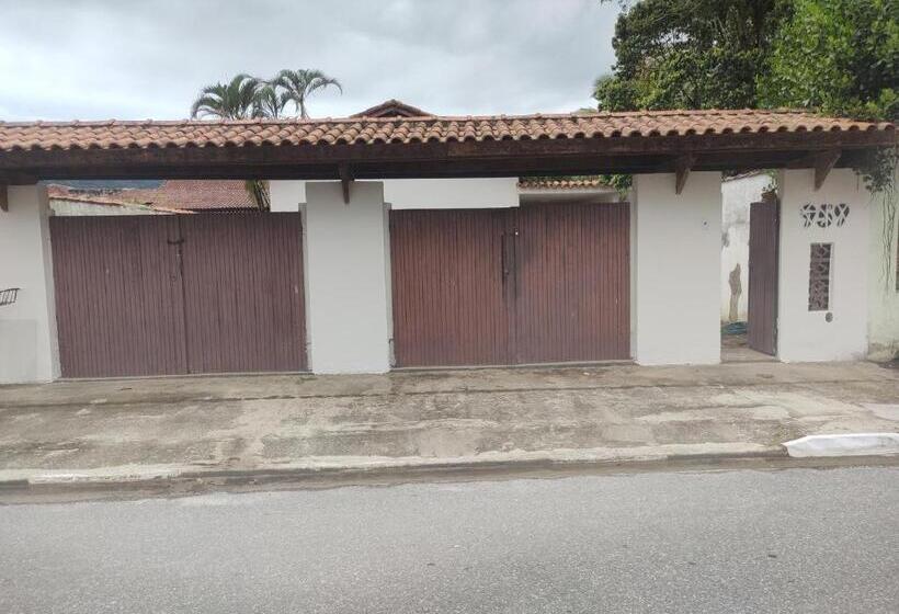 سوییت, Casa Cardoso