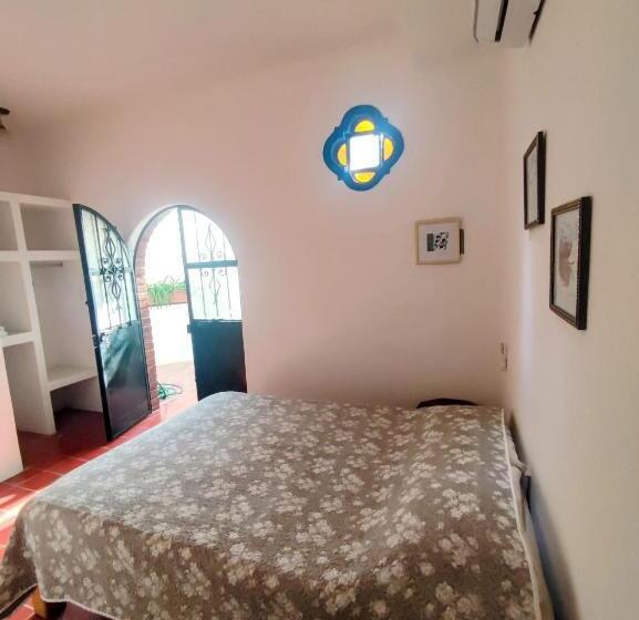 חדר סטנדרט נוף לבריכה, Casa Rey Sol Vallarta