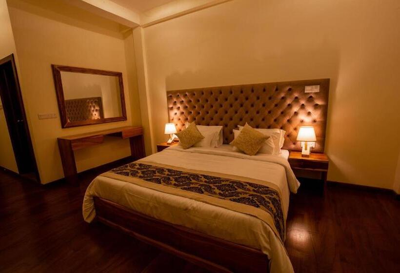 Номер Deluxe, Manthra Leisure