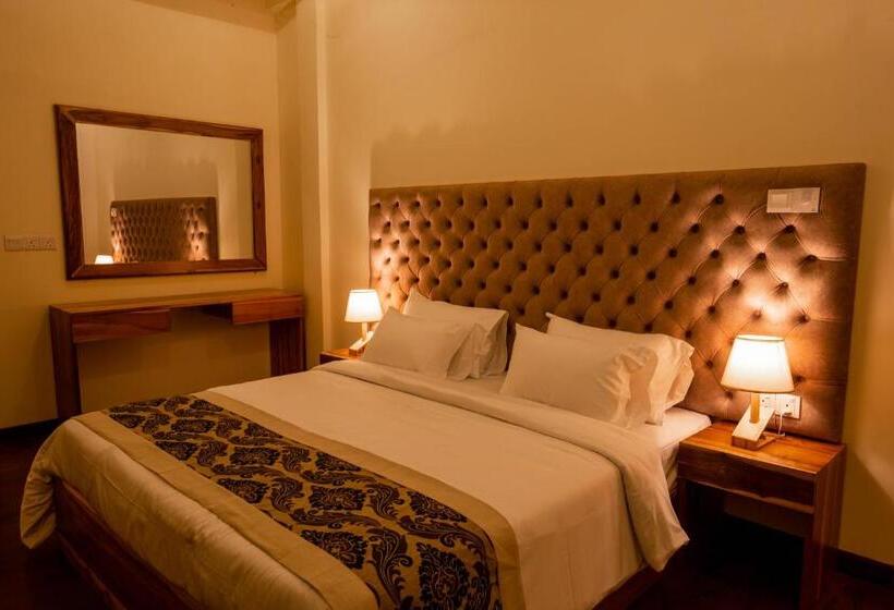 חדר דלוקס, Manthra Leisure