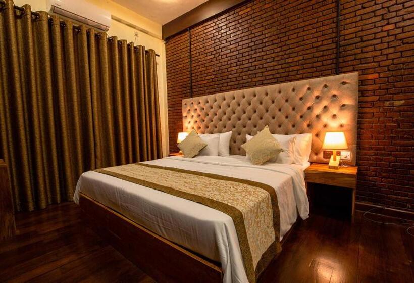 חדר דלוקס עם מרפסת, Manthra Leisure