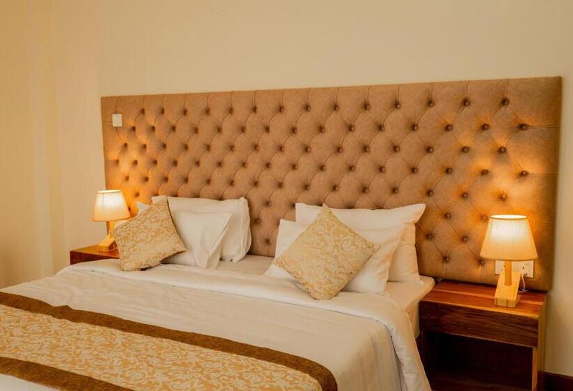 חדר סטנדרט נוף לבריכה, Manthra Leisure