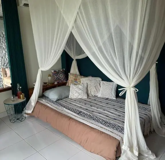 Standard Yhden Hengen Huone, Celagi Studio Villa
