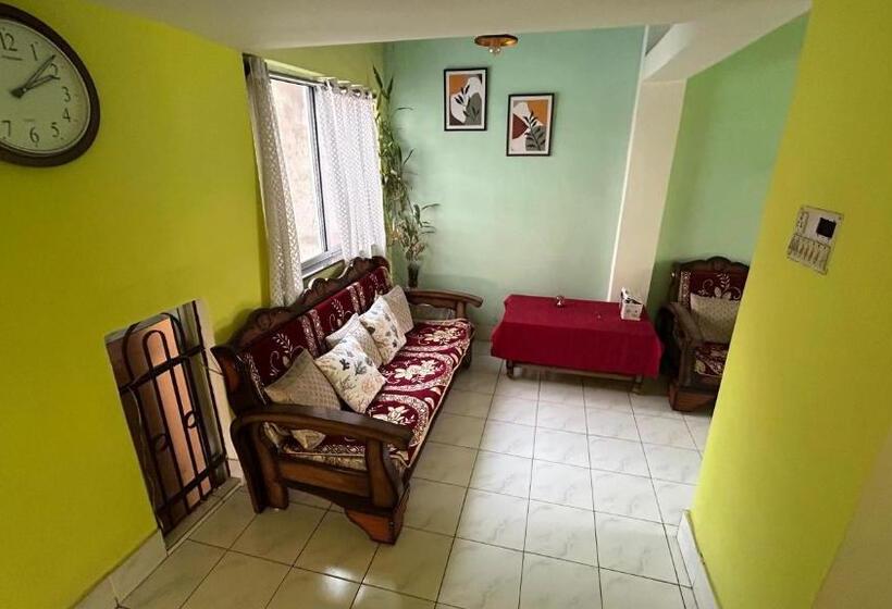 Standard Enkelrum Delat Badrum, Debnath Homes