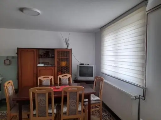 اتاق استاندارد چهار تخته, Smeštaj Rad Kosjerić