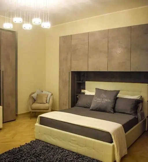 اتاق استاندارد چهارنفره با بالکن, Corso Italia Luxury Suite