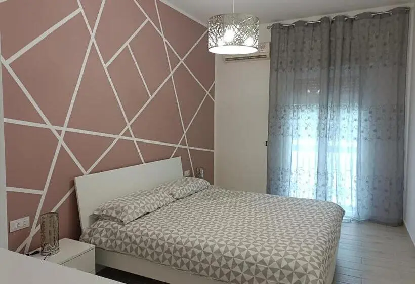 اتاق لوکس, L Alba Sullo Jonio