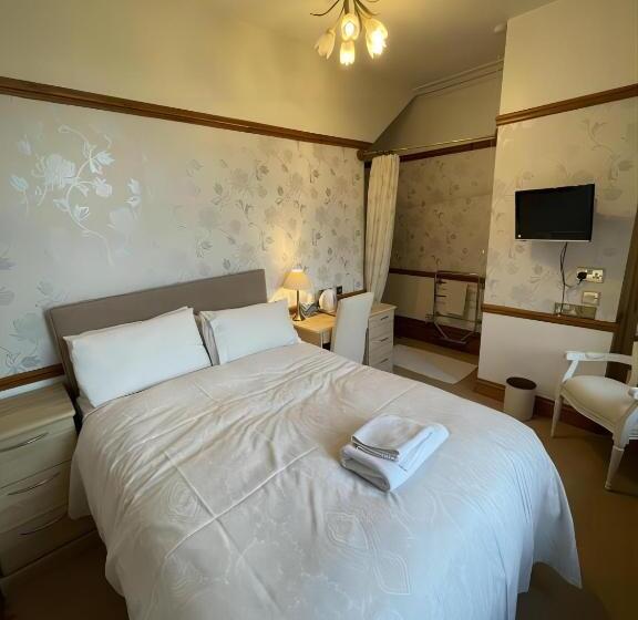 اتاق استاندارد, Phoenix Rise Retreat