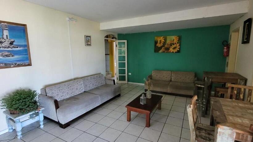 Triple Room Sea View, Residencial Santa Maria