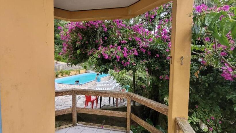 Номер Стандарт Четырехместный Совместный Санузел, Residencial Santa Maria