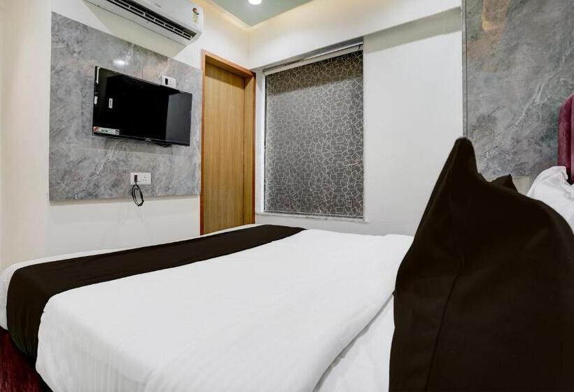 三人经典房间, Collection O Hotel Gift Inn