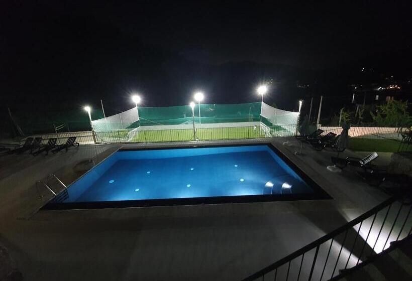 Апартаменты 2 Спальни, Condomínio   Casa Souto Do Monte
