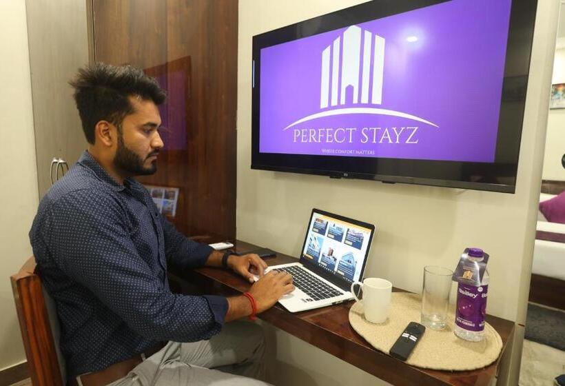 חדר דלוקס עם מרפסת, B2l Hills At Tapoavn