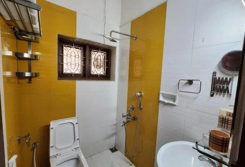 Suite, Bharatham Heritage Inn