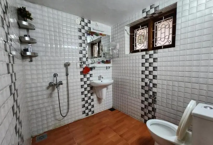 Chambre Familiale, Bharatham Heritage Inn