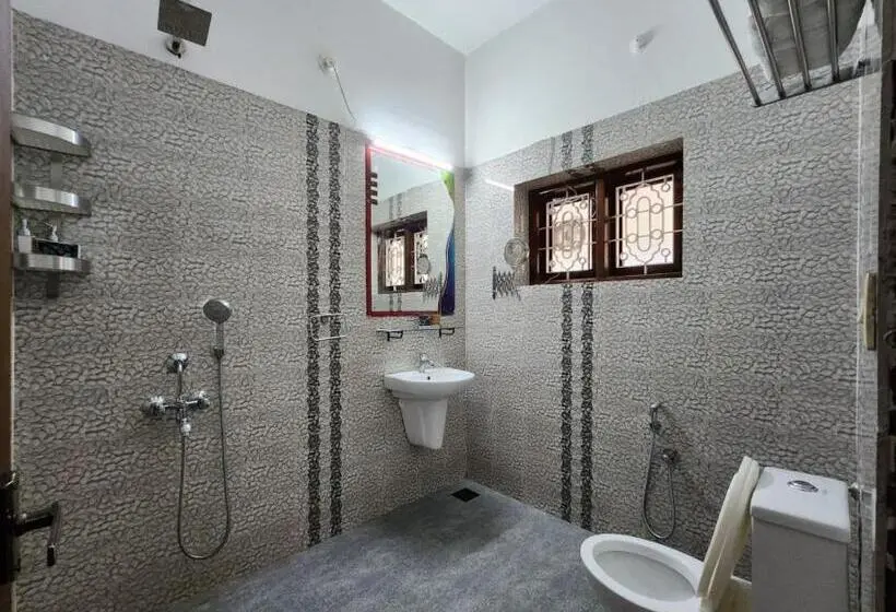 Chambre Familiale, Bharatham Heritage Inn