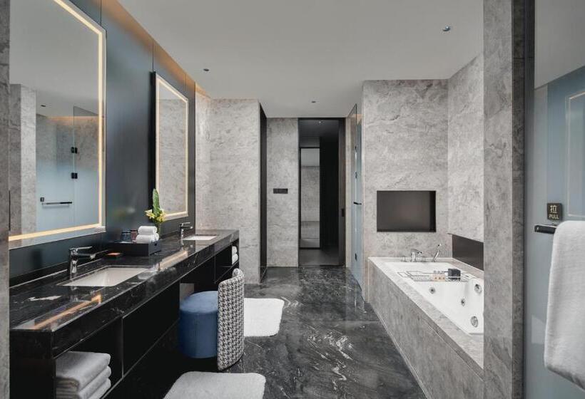 Suite Presidenziale, Crowne Plaza Shangluo By Ihg