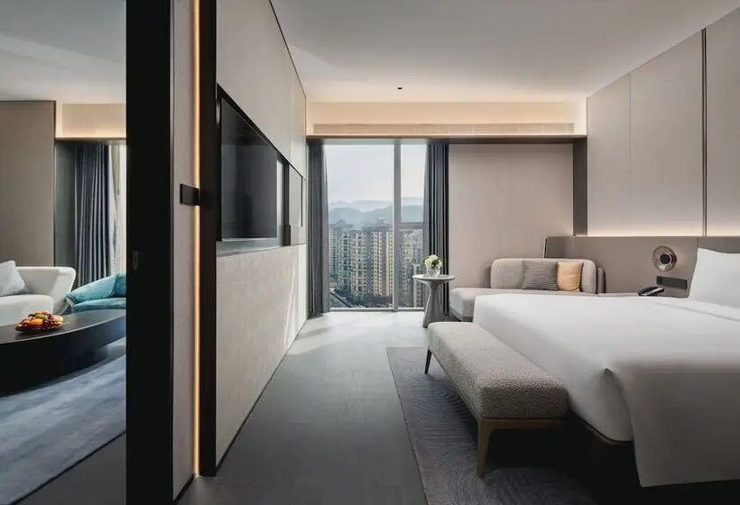 スイート, Crowne Plaza Shangluo By Ihg