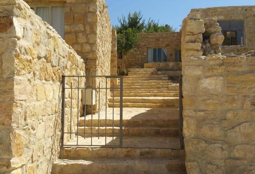 اتاق استاندارد سه نفره, Fig Tree