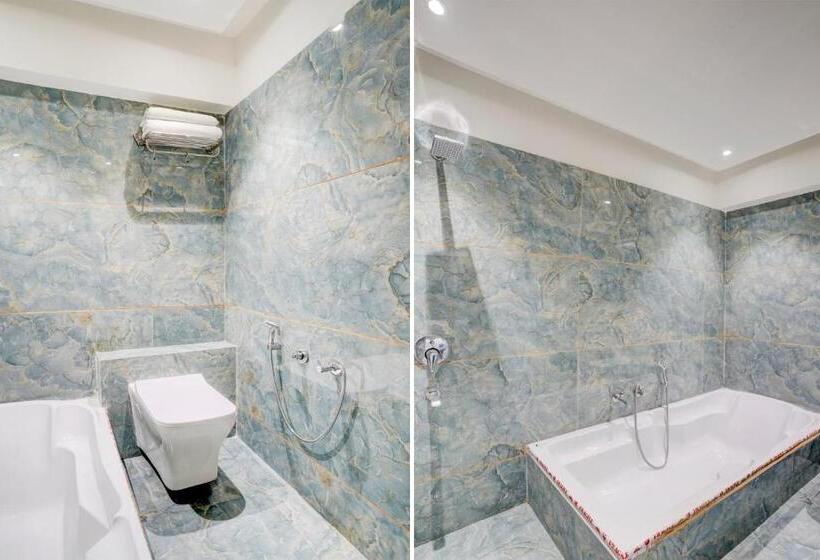 トリプルクラシックルーム, Collection O Hotel Gift Inn