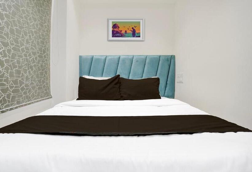 三人经典房间, Collection O Hotel Gift Inn