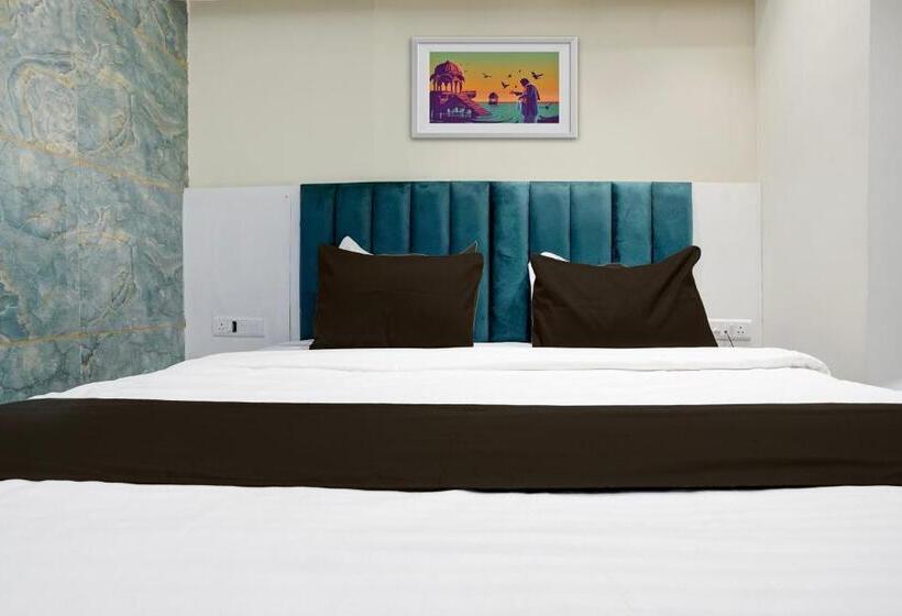三人经典房间, Collection O Hotel Gift Inn