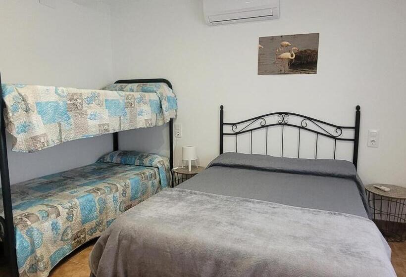 4인용 스탠다드 룸, La Llar De Laura 2