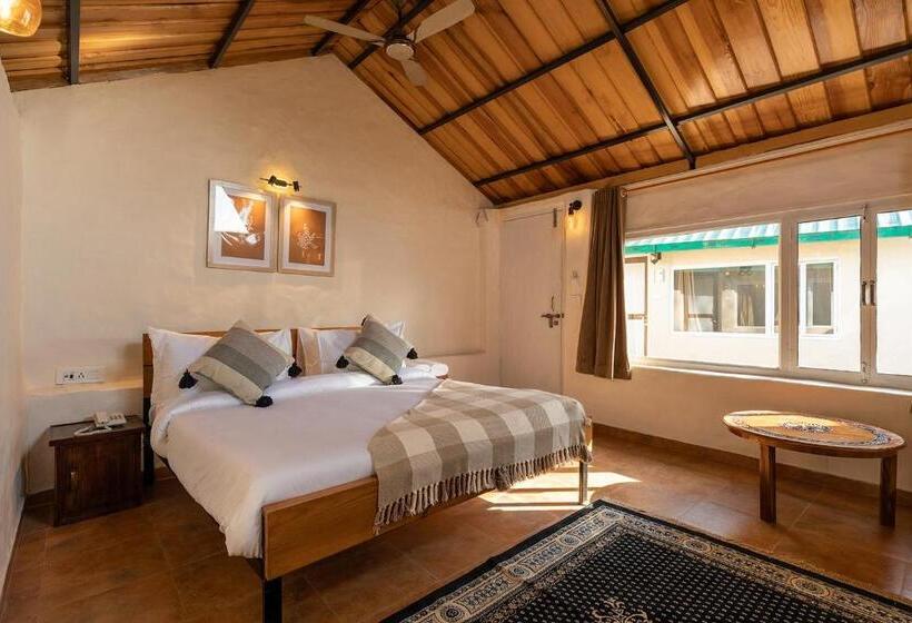 スーペリアールーム, Maati Resort By The Lake Hill