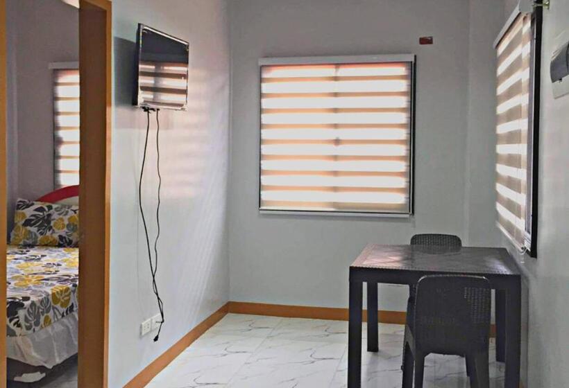 Семейный Номер, Mgf Franz Pension House
