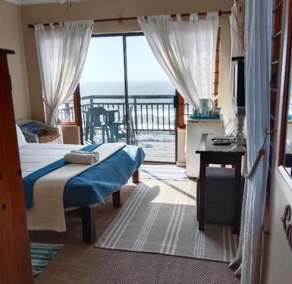 オーシャンビュースタンダードルームバルコニー付き, Bayview Guest House