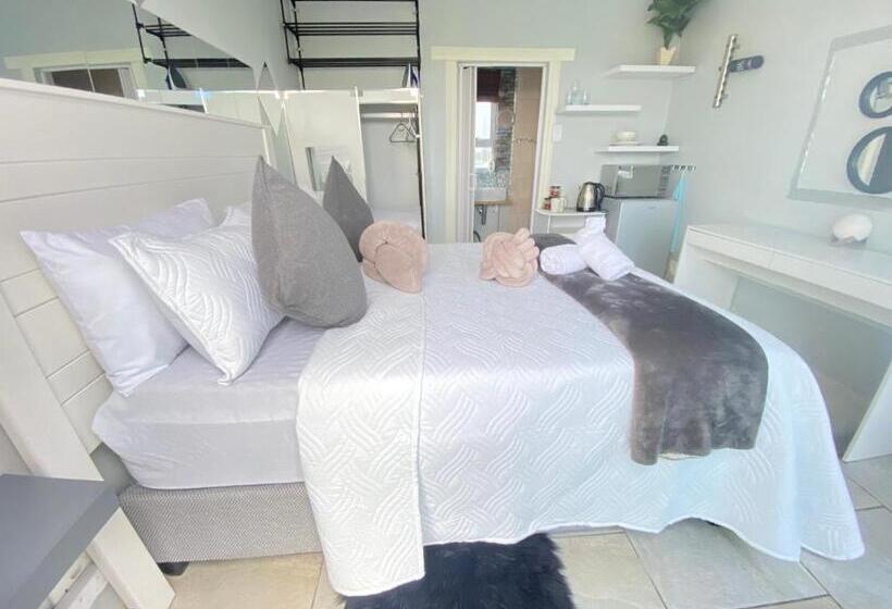 חדר סטנדרט עם מרפסת, Kwaaamiii