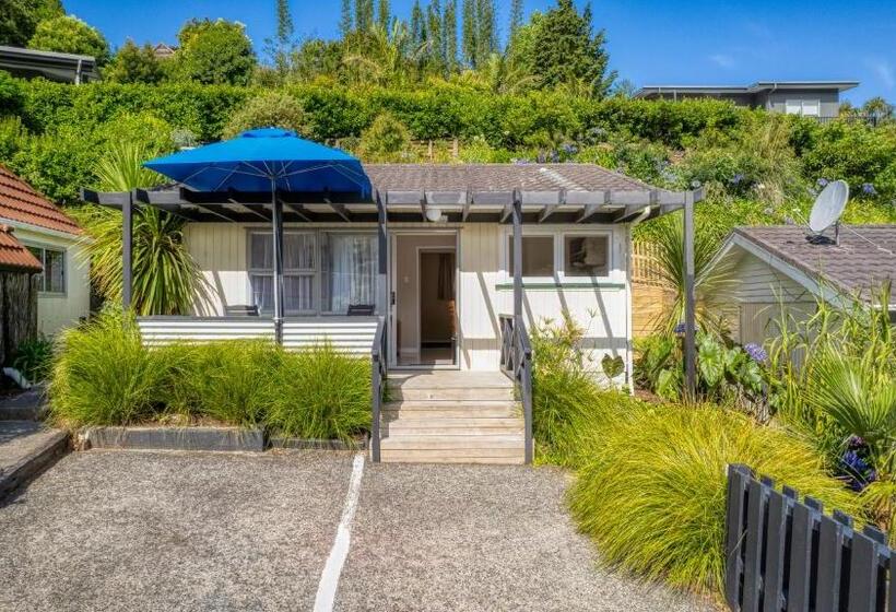 デラックスファミリールーム, The Captains Motel