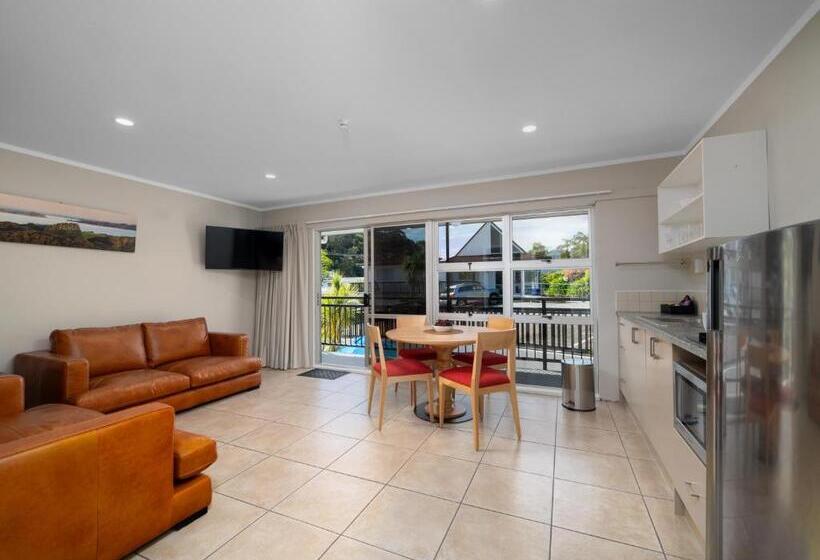 スタンダードルーム, The Captains Motel