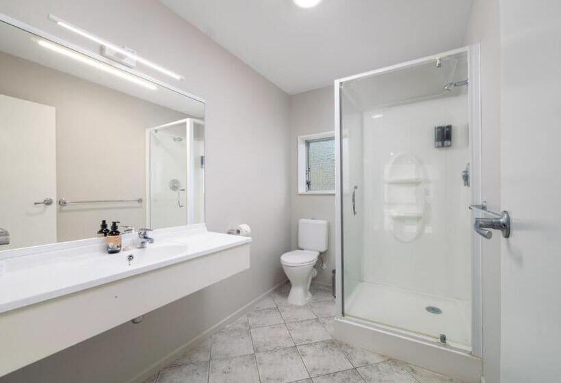 キングサイズベッドのデラックスルーム, The Captains Motel