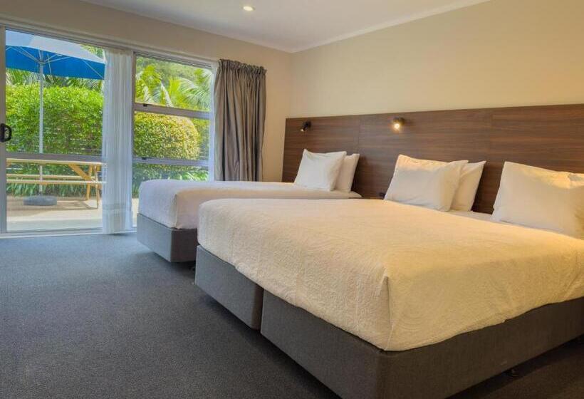 身障者適用キングサイズベッドルーム, The Captains Motel