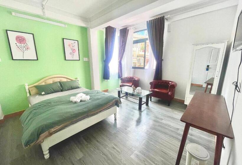 اتاق استاندارد, Trung đức