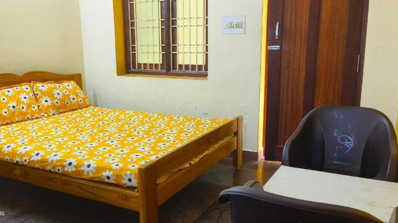 Номер Стандарт, Manikandan Guest House