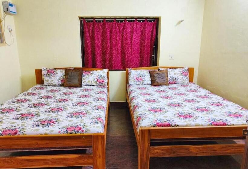 Стандартный Номер Кровать Кинг, Manikandan Guest House