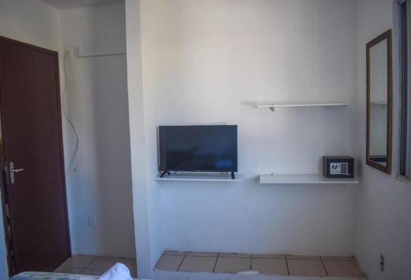 Люкс, Residencial Leônidas